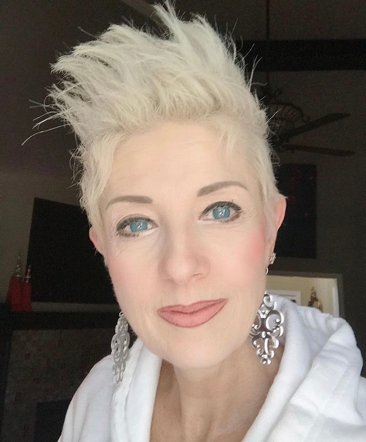 The “Hazel” Earring in Silver