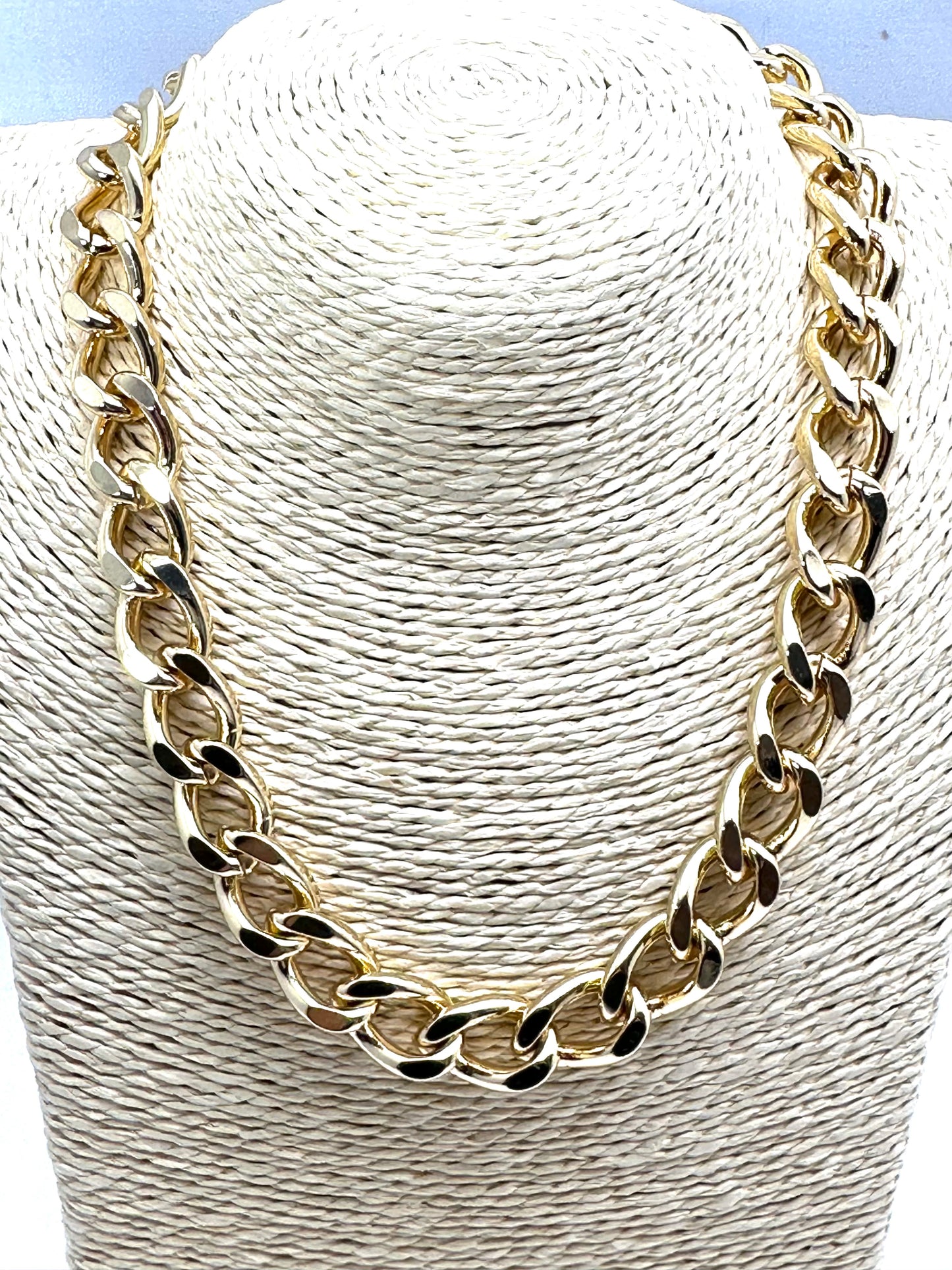 Alani Chain Necklace