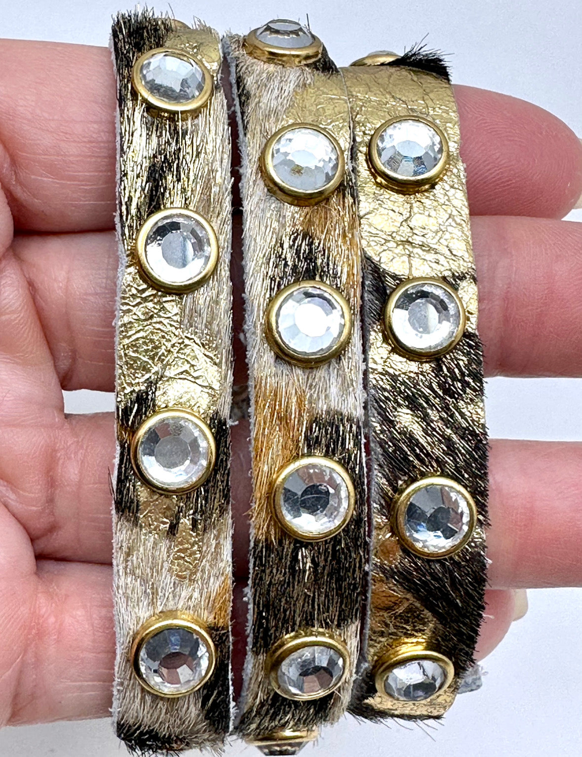 Cheetah Metallic 1/2” Snap Leather with Zircon Gemstone