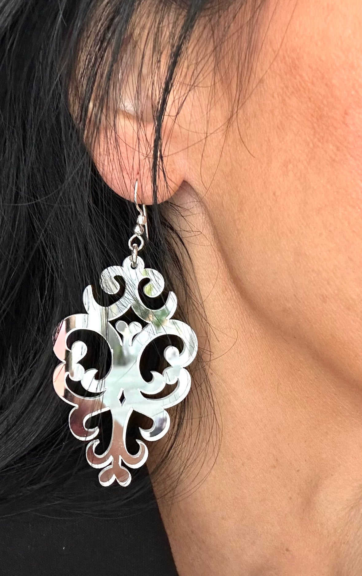 The “Hazel” Earring in Silver