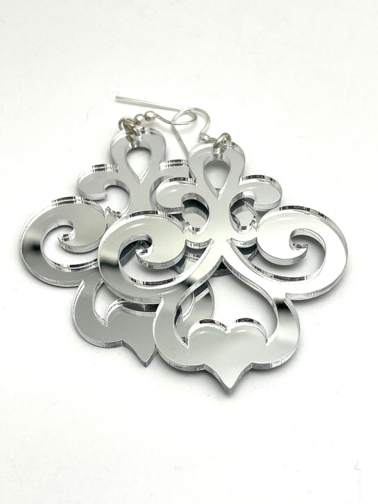 The “Theresa” Earring in Silver